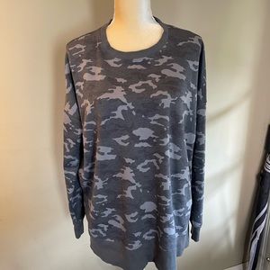 IDEOLOGY OFF-DUTY GREY CAMO SWEATSHIRT Size L